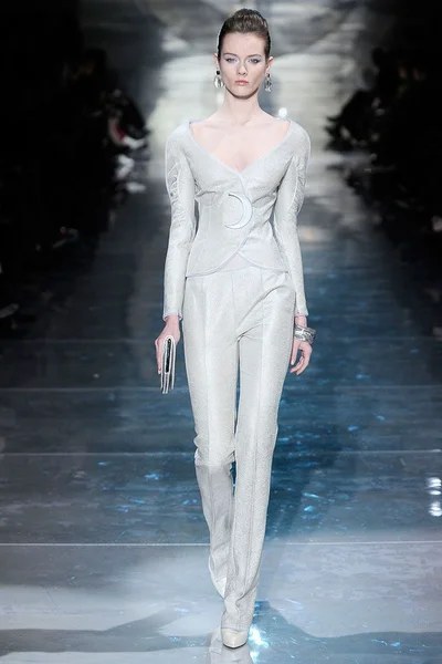 Look 4